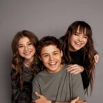 Milana Khametova Instagram - Мальчишки, парни, мужчины, братья, папы и дедушки!!! Поздравляем вас с Днём Защитника Отечества! 🇷🇺💪 Здоровья и бодрости духа вам!❤️