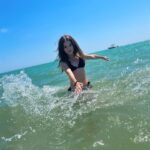 Milana Khametova Instagram – Очень хочу на отдых!☀️🌊
Вы знаете, что летом я совсем не отдыхала, тк было много работы! 
А впереди сложный рабочий сезон!
Поэтому хотим взять недельку для отдыха на морюшке! 
Куда лучше поехать сейчас?
Может отели из личных рекомендаций! 

накидайте варианты в комменты, плиз!🫶