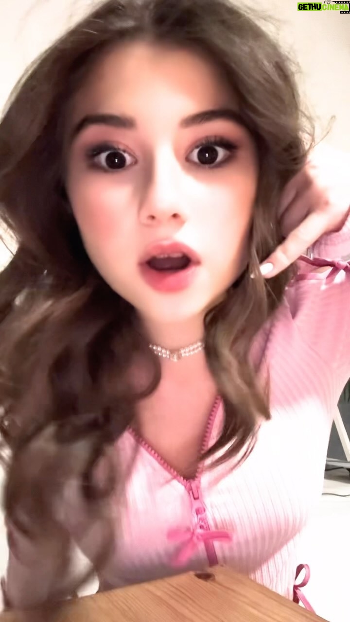 Milana Khametova Instagram - Отмечай того, кому позвонить в инсте🤳