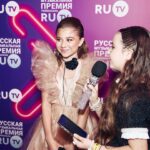 Milana Khametova Instagram - Русская Музыкальная Премия RU.TV🏆 Спасибо большое моим подписчикам, моим фанам и моим друзьям за поддержку! Еще раз повторю - это ВАША награда! 🫶🏼 Спасибо @ru_tv за доверие - это был очень значимый и ценный для меня опыт - вести Премию! 💥 23.05.23❤️ (навсегда в моем сердечке)