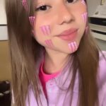Milana Khametova Instagram - ИТАК!! Конкурс, как и обещали! Внимательно смотри наш клип, пиши ответы в комментариях и жди сообщение в личку!🫶🏼 А если вы еще не смотрели самый #крашный клип, то ссылочка на него в шапке профиля!! Юхууу! Погнали!!🚀