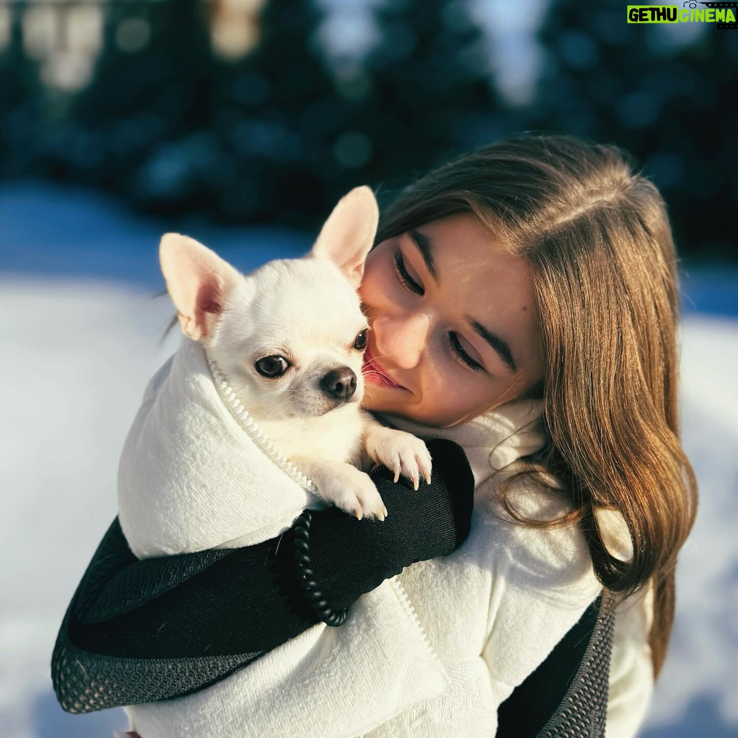 Milana Khametova Instagram - Мой Дипик!🐶 Моя любовь🤍