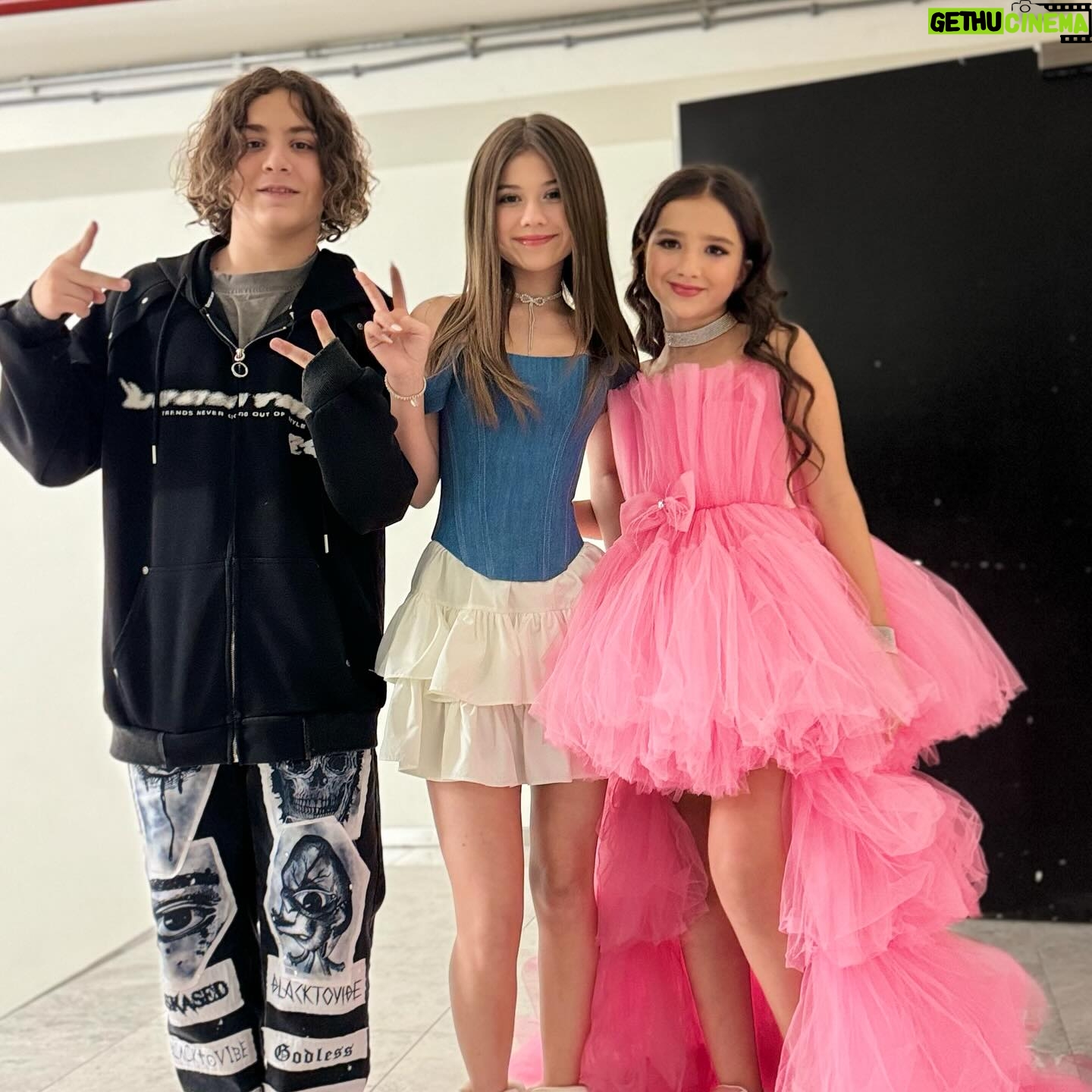 Milana Khametova Instagram - Баку! Спасибо! ❤️