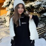 Milana Khametova Instagram – вот такую зиму мы любим❄️☃️
а еще мы очень любим @millisa_brand 🤍