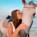 Milana Khametova Instagram - 🐴❤️