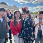 Milana Khametova Instagram - Это был самый КРАШНЫЙ день в моей жизни!❤️ Море улыбок, позитива, новых знакомств, веселых видосиков, ярких фоточек и самых тёплых и искренних обнимашек!💞 Спасибо моим подписчикам и моим друзьям, что провели со мной этот день! Спасибо любимой команде @muztv , что поддержали нашу спонтанную идею и сняли самый замечательный сюжет об этом дне, который вы все скоро увидите у них на канале! Огромное спасибо нашим друзьям @ruszvuk и @swat_caraudio , которые обеспечили нам самое КРАШное авто и лучшее звучание на нашей встрече!🔥 Мы с Василисой счастливы, что наш трек КРАШ так зашел вам! Слушайте его на всех площадках!💥 (ссылка в шапке профиля)