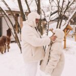 Milana Khametova Instagram – Всех с наступающим!🔥 Мы с Миланой уже поймали Новогодний вайб и вот думаем, а может быть поделиться этим настроением с вами и исполнить Новогоднее желание кого-то из вас?🤔 кто за? Не забудь поставить сердечко на фотки❤️
.
Локация @alpaca.park
