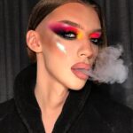 Milana Petrova Instagram - Симпл димпл или поп ит?