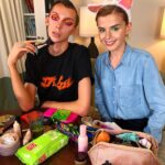 Milana Petrova Instagram - На моем канале вышло видео с Ольгой @red_autumn , в котором мы обменялись макияжами, а на канале Оли вышло интервью со мной! Ждём ваших комментариев 😍❤️