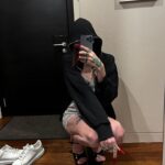Milana Petrova Instagram - Люблю футбол, есть неженатые футболисты?