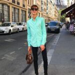 Milana Petrova Instagram - Если говорить о городах, которые я уже посетил и в которых я хотел бы попробовать пожить, Париж находится на первом месте! Город имеет такую историю, что открывается непроизвольно рот при виде памятников архитектуры. Это большая удача - видеть такие красоты каждый день. Приеду обязательно ещё!!) На втором месте Цюрих. Было бы сложно жить в городе с 450 тыс населения после 18-и миллионой Москвы, но я готов был бы потерпеть эту ужасную богатую и безопасную деревню, разъезжая в Tesla и S-Class на Uber Black 😂😂😂 Пока фаворитов больше нет, но я ещё не был в Лондоне, Нью-Йорке, Австралии, на которые у меня тоже есть надежды)