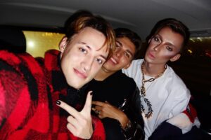 Milana Petrova Instagram - Скучаю 😭❤️