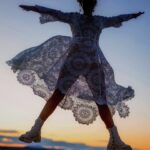Milana Vayntrub Instagram – 👗: @zimmermann 
📷 : @svetolov 
🏜️: @2023temple