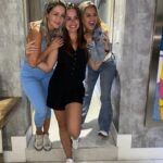 Milena Torres Instagram – Les dejo aquí 5 fotos que resumen una noche de amigas que crecieron juntas, que no les importa la distancia ni que cada una tenga mil cosas que hacer siempre 😆, lo más valioso aqui es que después de casi 30 años de amistad, aquí estamos y aquí seguimos juntas disfrutando cuando sea y donde sea ❤️Las Adoro hoy y siempre ♾️ #friend 

@pattyschwarzoficial @geo_palacios @wandadisidoro @yerlinghostos