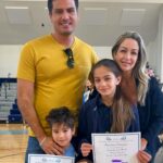 Milena Torres Instagram - Mis Dos chiquitos Anacristina y Jean Luca, hoy recibieron de parte de su Escuela el Peacemaker del Mes, cada uno en su grado. Fueron elegidos para ganárselo por la virtud: HONESTIDAD 😍🙏🥹 Fue sorpresa para ellos, obvio ya nosotros sabíamos porque nos avisaron hace unos dias y guardamos el secreto 🤐 No podemos estar mas orgullosos de ellos y agradecidos con la vida 🙏🙏 🌟 HONESTIDAD: “Hablar y actuar con sinceridad, es más que no mentir, engañar, robar o hacer trampas. Implica mostrar respeto hacia los demás y tener integridad y conciencia de sí mismo” 🙏 #moment #honesty #life #honestidad #mamaorgullosa #papaorgulloso #love #momlife