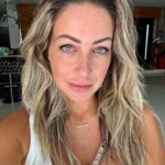 Milena Torres Instagram - “Levántate cada mañana y convéncete de que puedes hacerlo” 🤍