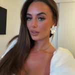 Millie Court Instagram - time to head back to my sexy man 🤍✈️🇬🇧👫🏻