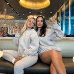 Millie Court Instagram – Besties who travel together and wear matching @whitefoxboutique hoodies 😉✨ let’s gooooo 🇺🇸

Oh and matching dirty old passports 😅 ad

Use code MILLIEGRACE or CHLOEB for 30% discount off the website 🫶🏼