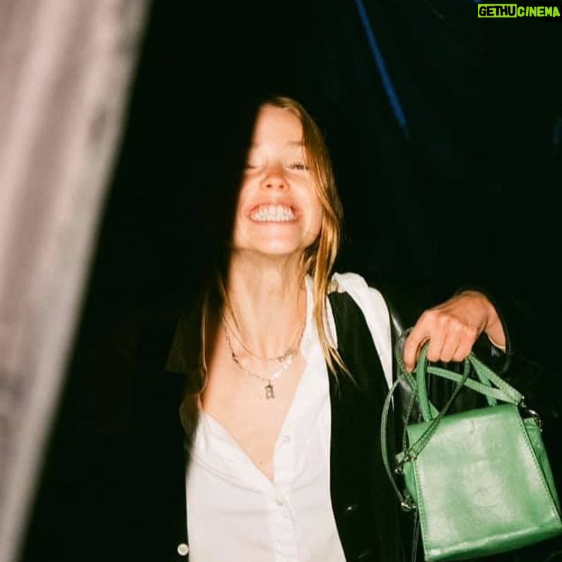 Milly Alcock Instagram - 📸 : @rosa_li_e_ From Fusion I : Lights On 🥂@we.are.antic. Wish I’d known in my drunken jet lagged state that this was the last time I got to dance with my friends 🥺