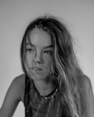 Milly Alcock Instagram - Snap by the gorgeous @phoebewolfe missing u 🥺💙