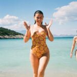 Milly Alcock Instagram – The girlies in Greece 
@cubmotion