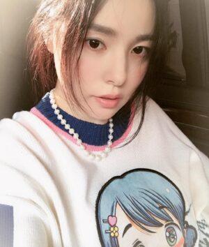 Min Hyo-rin Instagram - 🤗🌈☁️