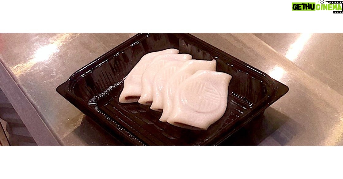 Min Hyo-rin Instagram - 아까 이떡안산거 너무 후회😅🤭😪😭🍡쫄깃쫄깃했는데...😴