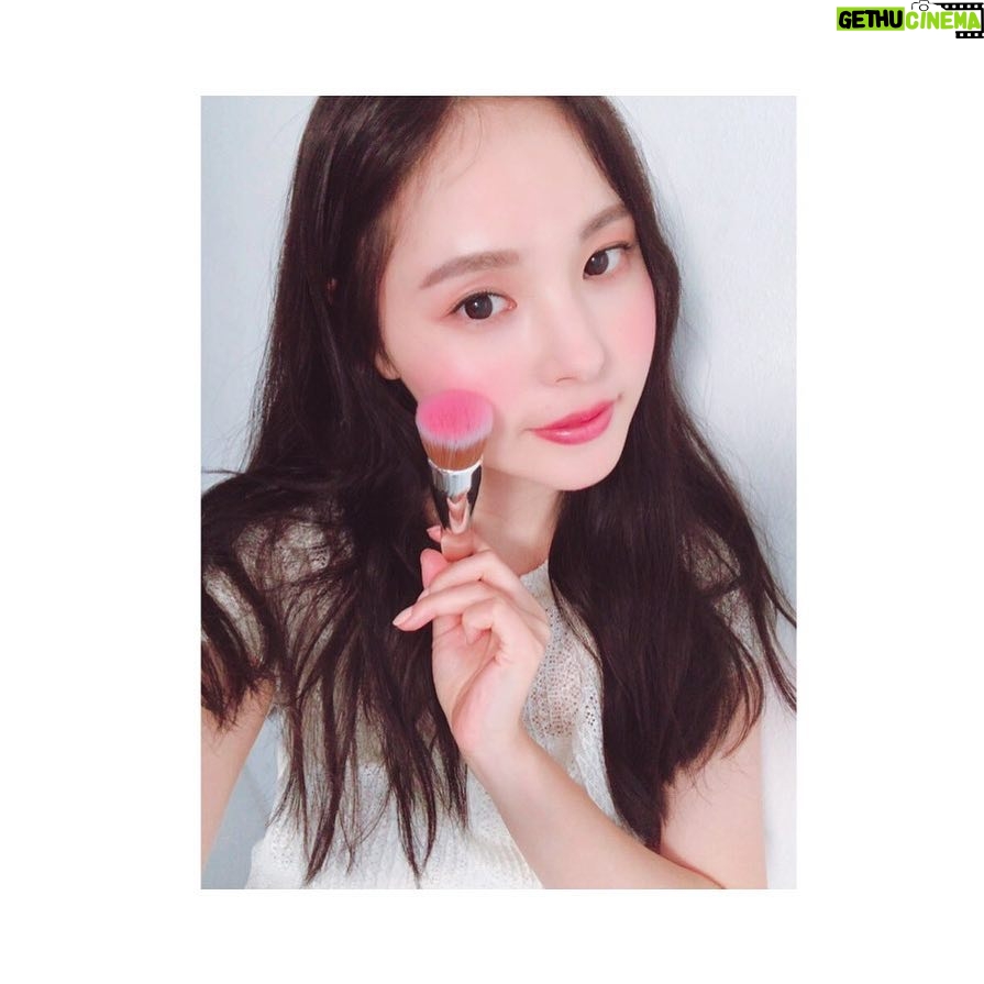Min Hyo-rin Instagram - πμ€λμμΉ¨μλππΈβΊοΈ#ν¬λ¦¬λν¬ #μΉν¬ν #νΌμΉν @cliniquekorea