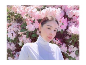 Min Hyo-rin Instagram - 🌸🌸🌸🌸🌸