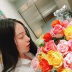 Min Hyo-rin Instagram - 🥰🙃☺️🌹🌷