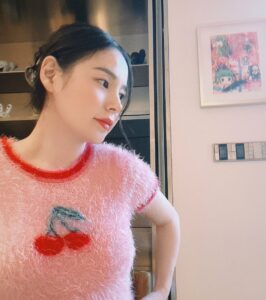Min Hyo-rin Instagram - 작년여름😂🥲🤣