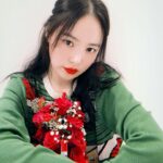Min Hyo-rin Instagram - 똑같은 레드는 없잖아용??이힛✌🏻🌹💋🌹💋 @diormakeup #rougediorultracare #울트라벨벳틴트 #999호 #ad