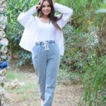 Mina Nour El Din Instagram - ضعي صوب عينيكِ هدف واسعي اليه بكل شغف ، إياك أن تكوني إمرأة جميلة بلا طموح . . . . . . #العراق #العراق🇮🇶#اكسبلور_explore #العراق #العراق🇮🇶 #قطريات #السعوديه #الكويت #الإمارات #الاردن #سوريا #دبي #explore #instagram #snap #snäp #انستقرام #انستغرام #انستكرام #مشاهير #مشاهير_العرب #مشاهير_الانستقرام