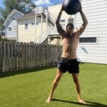 Mina Starsiak-Hawk Instagram - Sometimes you gotta listen to your body and get that workout in the SUN. Felt so good this morning to get that Vitamin D and train. Share this with a friend who might want to get HawkFit