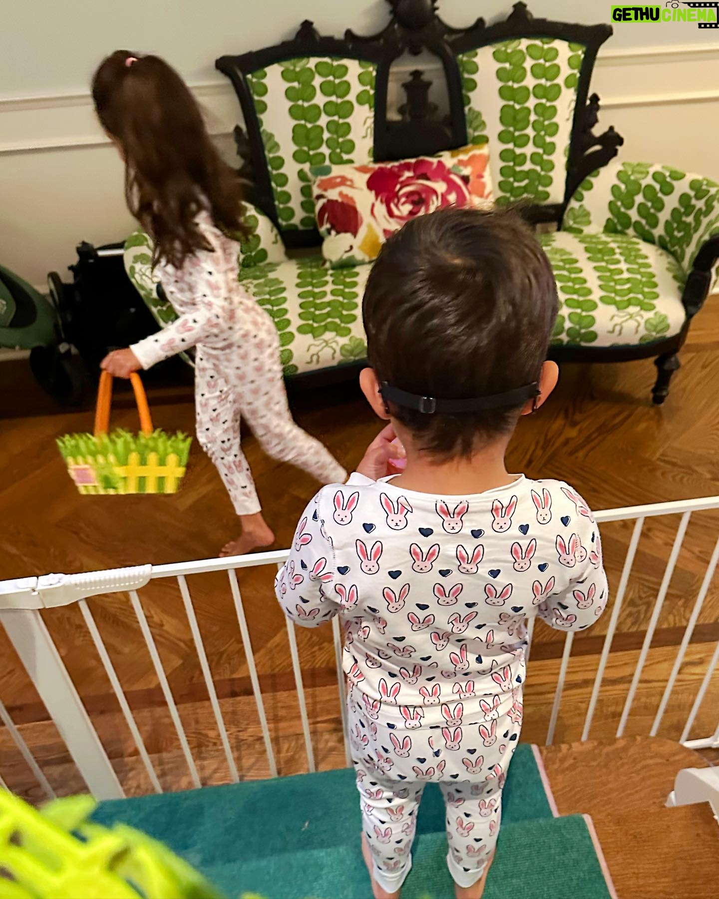 Mindy Kaling Instagram - Happy Easter everyone! π°πͺΊπ 7:01AM indoor egg hunt because of the rain! π€·πΎββοΈ thank goodness the Easter bunny had keys to the house and hid her eggs inside!