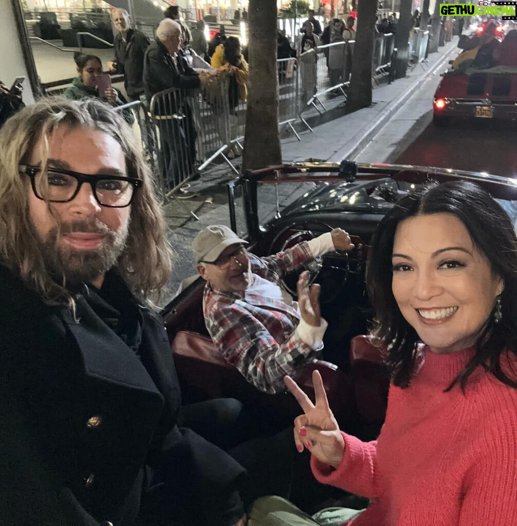 Ming-Na Wen Instagram - ❤️💚❤️💚🎄 Love you, Chaz! Happy Holidays! Also, fun to see some of my @themandalorian buddies! @official501st #hollywoodchristmasparade #toysfortots