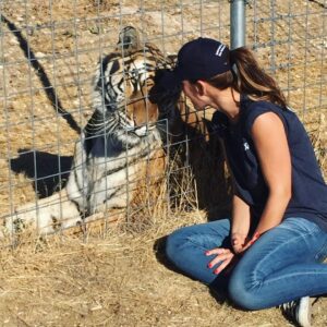 Minka Kelly Instagram - Like everyone else quarantined at home perusing what to watch next on Netflix I came across “Tiger King” and was instantly hooked.
The most shocking part to me, though, wasn’t the eccentric characters or the sensationalism —
it was the missed opportunity to tell the story of the real issue: big cats in captivity.
These beautiful creatures face lifetimes of pain and suffering. We are the cause, and can be the solution.

If you care to read more on my feelings about this I added a swipe up to a little something I wrote in my stories if you’re interested.
Stay safe everyone.
Sending love and gratitude to all.
❤️🦁