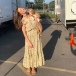 Minka Kelly Instagram - When the coffee kicks in after a 6am call on Sunday morning. 🧐 Also yes, my feet are on backwards.