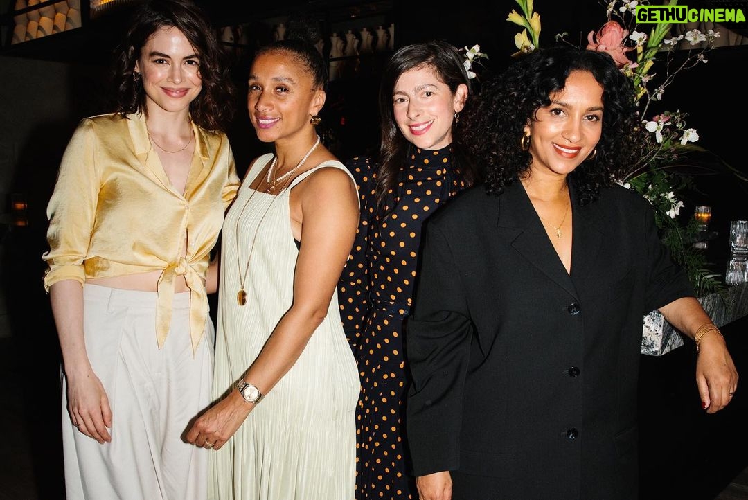 Minka Kelly Instagram - Cheeks still hurt from smiling and laughing celebrating the book launch with my Brooklyn family that I miss every single day!!! My girls really outdid themselves. Thank you for making me feel so damn loved!!! And major thank you to @claseazulofficial for hosting us! I’ll never forget this night. Thank you Estelle, Erin, Fiana and Lydia for making this night happen. I’m still on cloud 9 and I miss you all already 😭♥️