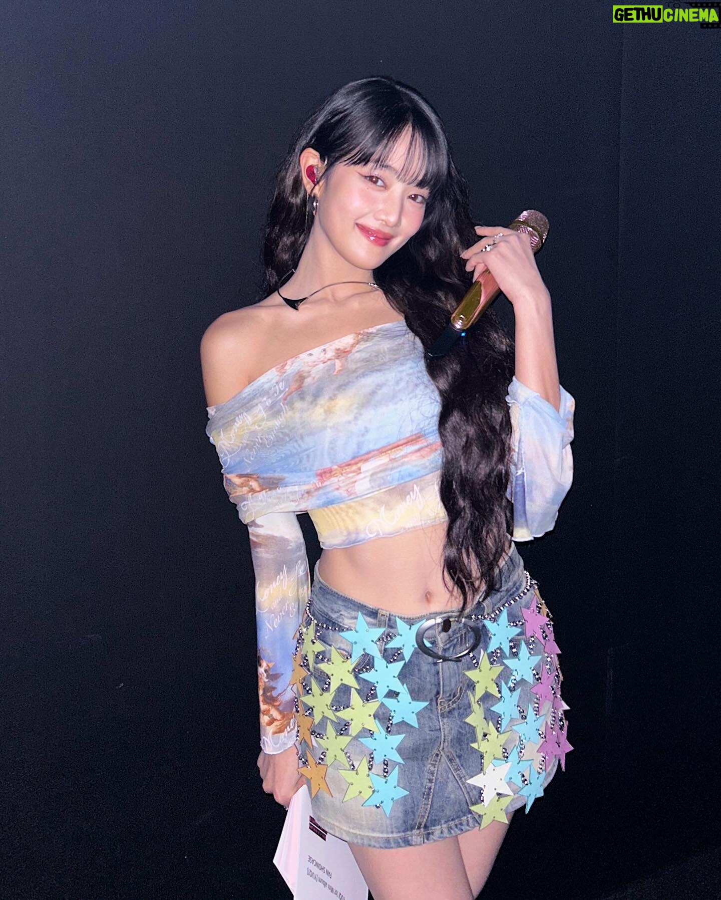 Minnie Instagram - 우리 우기가 드디어 솔로 앨범 냈어요!!!🥰❤️🔥 YUQ1 많이 사랑해주세요~🐰🫶🏻💋 @yuqisong.923
