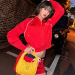 Minnie Instagram – Wandering💛❤️ 
#AD #MiuMiu #MiuWander
