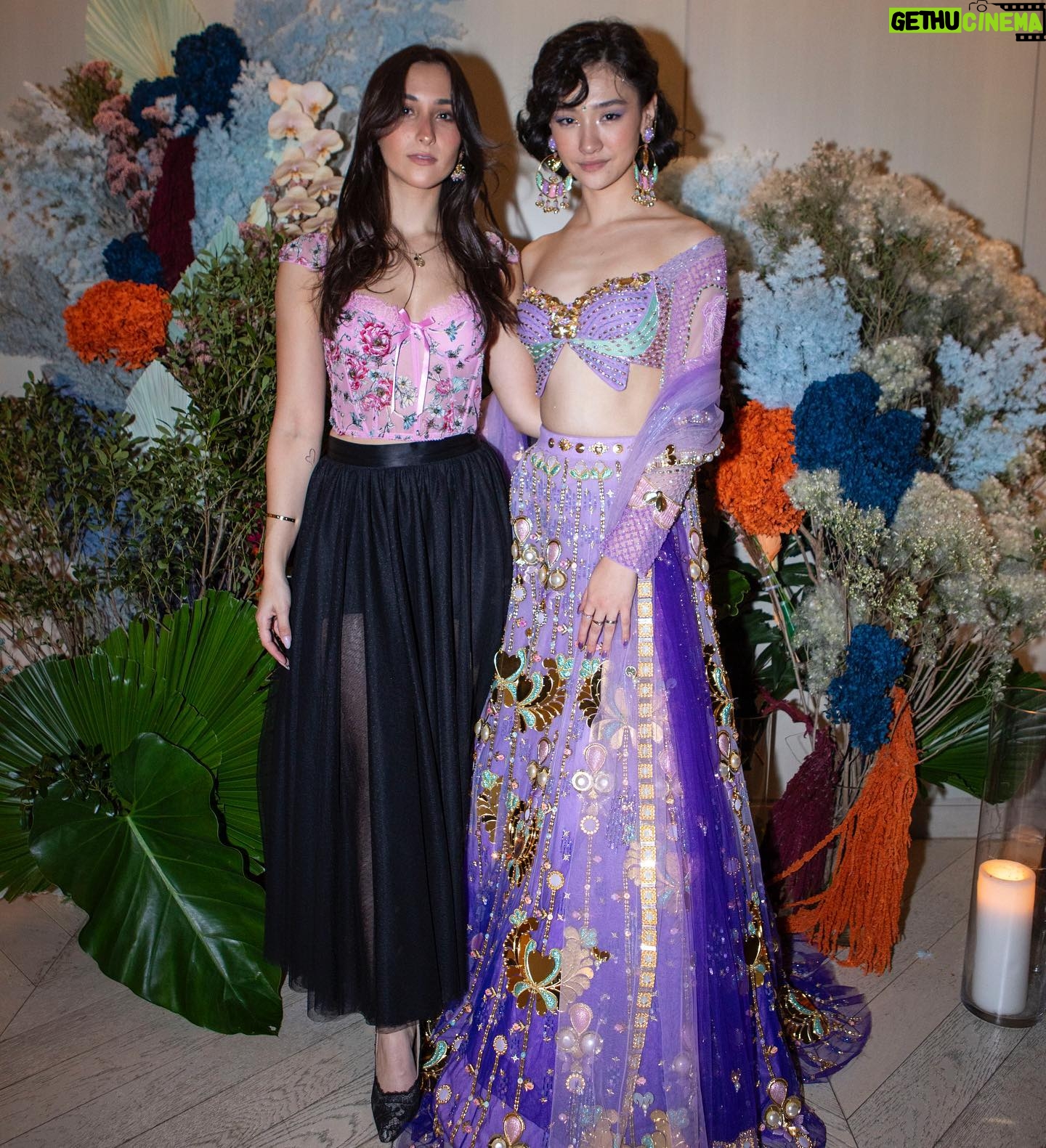 Minnie Mills Instagram - Last week I had the honor of hosting Diwali again with my beautiful friends @diti22 and @shilpay 🪔✨ Truly a special night and a much needed reminder of the light, goodness, and wisdom that exists within a world that can be so dark. Big thank you to @lexususa for helping make this night happen #sponsored
