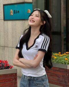 Mint Suchada Sonpan Instagram - Endless fun 🐱🌷 #adidasOriginals #adidasThailand #adidasSamba #createdwithadidas
