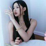 Mint Suchada Sonpan Instagram – 💐
#ELLEThailand
#TiffanyAndCo
#Mabelz_PiXXiE #PiXXiE