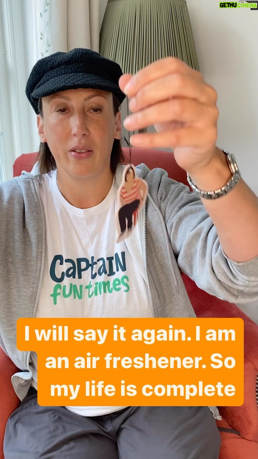 Miranda Hart Instagram - My farts smell of citrus. Is what this reel is called. @themirandashop