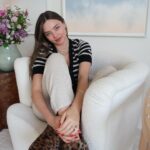 Miranda Kerr Instagram - 👼🌸🌈💕 11 weeks ago, we celebrated the arrival of our little ray of sunshine Pierre. It’s been a juggle entering this new normal, but so incredibly heartwarming to see Flynn, Hart and Myles with their baby brother. For me, all of my pregnancies were different and I experienced varying body changes and recovery each time. But with each birth, I took a holistic approach to postpartum wellness. I’m sharing some personal insights into my nutrition, sleep and physical recovery these past few weeks in my most recent blog post 💖