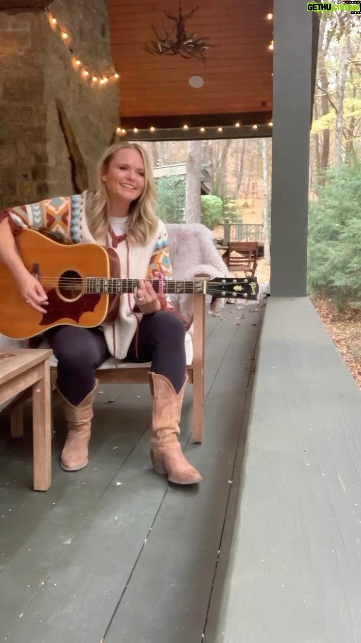 Miranda Lambert Instagram - Merle 🖤