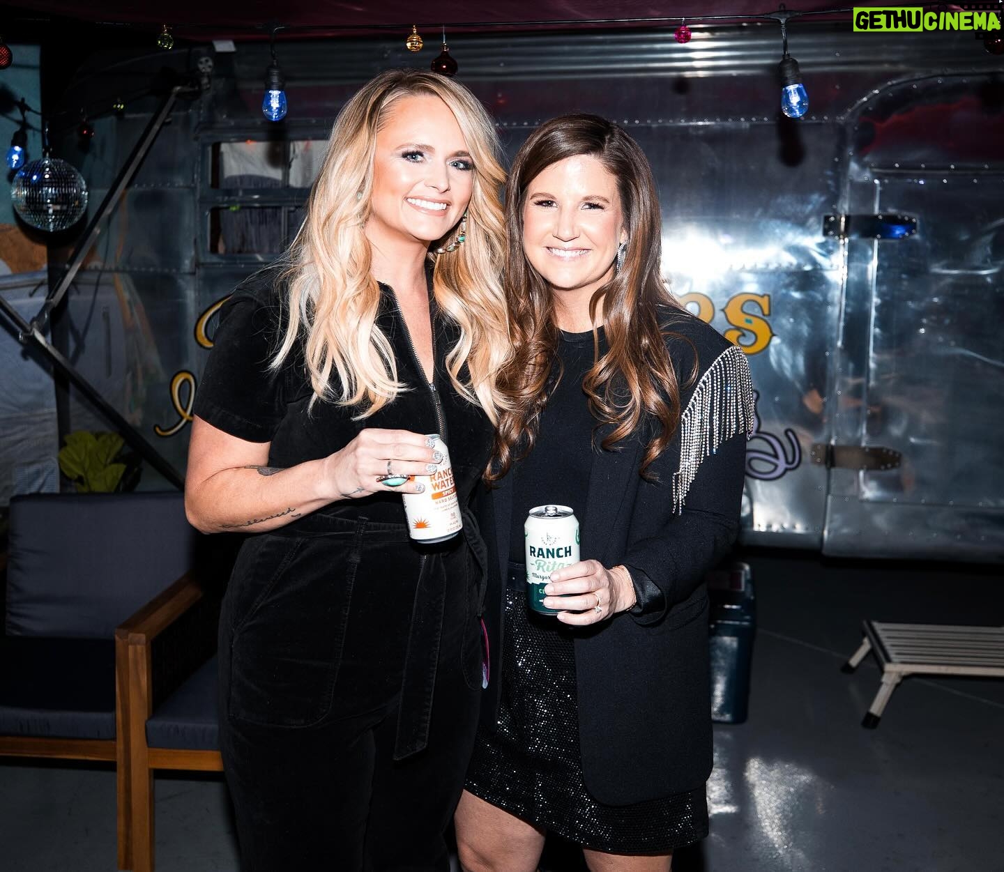 Miranda Lambert Instagram - Preshow at the Velvet Rodeo π #ad with Lone River @ranchwater, @katiebealbrown and her amazing group of friends π€ , and my β€οΈ @brendanjmcloughlin Far West Spirits LLC, Houston, TX Las Vegas, Nevada