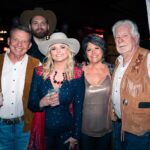 Miranda Lambert Instagram - Bday part 4🤠❤️🤠❤️🤠 Ok Ok I’ll put rest on my stories. 😘 Thanks for visiting, now back to our regular programming
