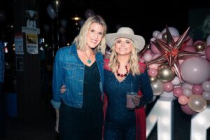 Miranda Lambert Instagram - 3 weeks ago today. My Billy Bob’s Texas  boot scootin’ 40th💕. The absolute best  birthday my Texas heart could ask for. Thanks @cameronruthm for putting it all together and for the  prettiest balloon arches I’ve ever seen. And huge thanks to my pals and hero’s  @adamhoodmusic @randyrogersband @wadebowen for over 20 years of friendship and for entertaining us all night. Thanks to my city mouse friend @telemitry for going country , for the late night jams, and even wearing fringe🤠. Thank you @tylerjconrad for capturing all the fun. 

I got to enter a new decade with dear friends and  family at my favorite honky tonk @billybobstexas . There are so many pics full of  joy and smile’s so I’m gonna keep on posting’! That’s why it has  taken me 3 weeks to post these. I’ve just been overwhelmed with gratitude and love for everyone that came to scoot your boots with me. I love all of y’all so so so much❤️🤠cheers to 40!

📸: @tylerjconrad